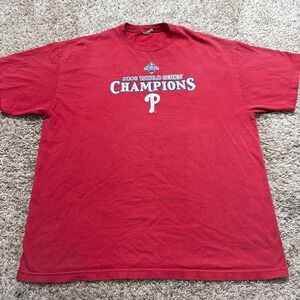 Mens VF Philadelphia Phillies 2008 World Series Champions Roster T-Shirt Red 2XL